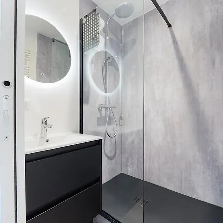 Duplex & Jardin Marche Apartment *